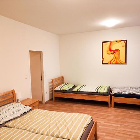 Young Hostel Service Wiedeń Zewnętrze zdjęcie